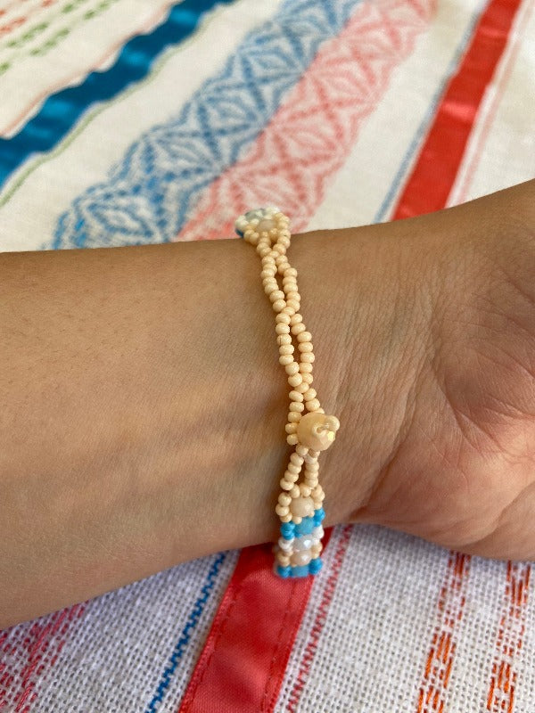 Beaded Daisy Flower Bracelet