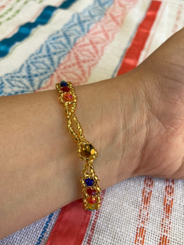 Beaded Daisy Flower Bracelet