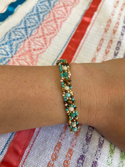 Beaded Daisy Flower Bracelet