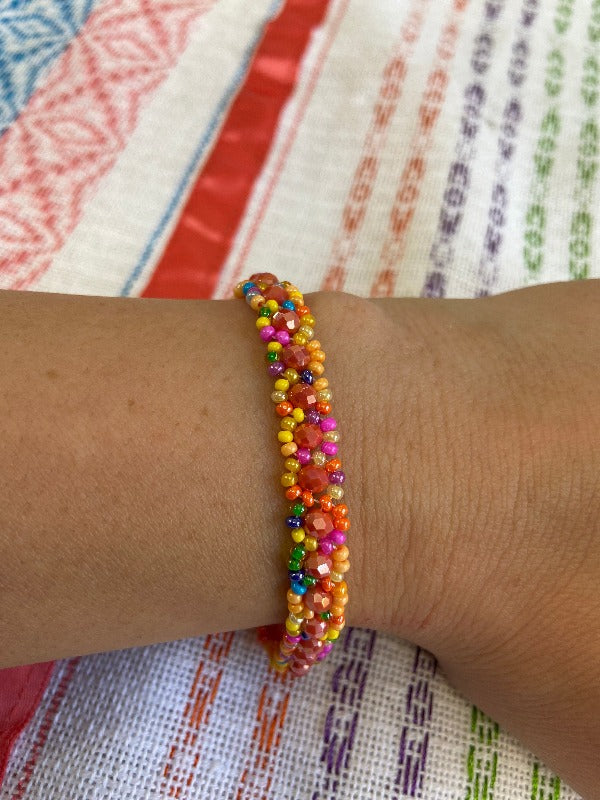 Beaded Daisy Flower Bracelet